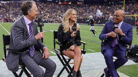 Carrie Underwood’s Sunday Night Football Theme Sucks and